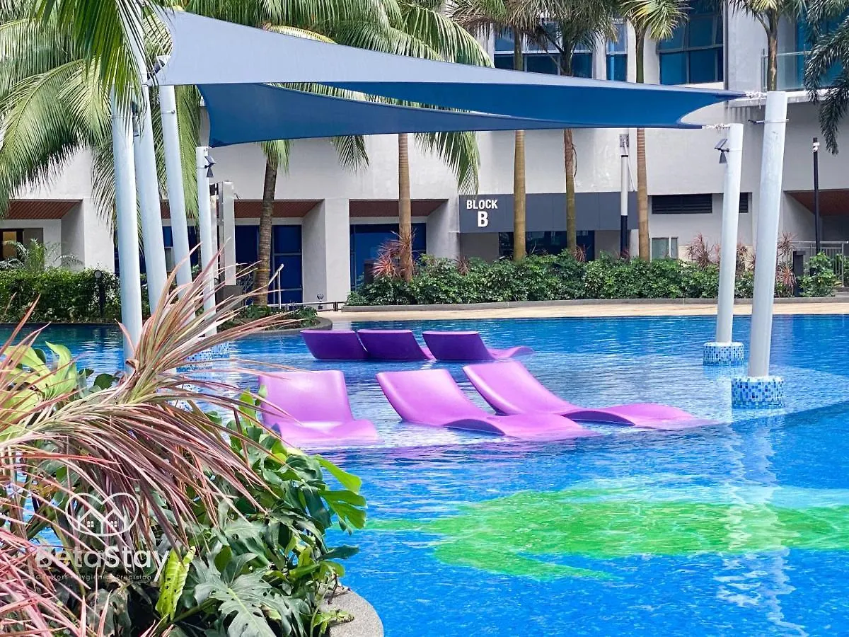 Retro Style Atlantis Residences Melaka By Betastay I Pooltable Daire